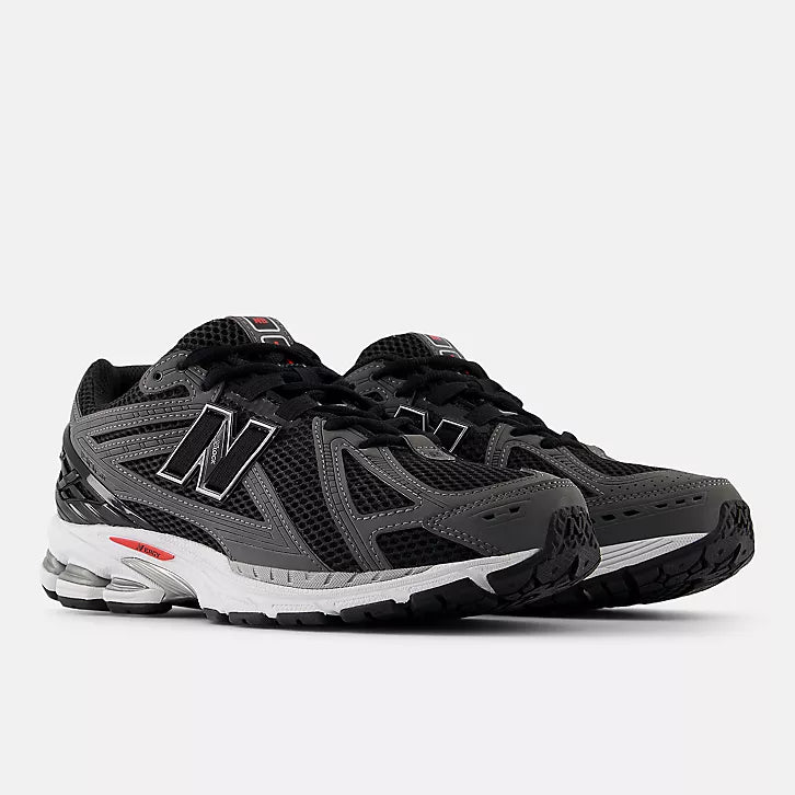 NEW BALANCE 1906R
